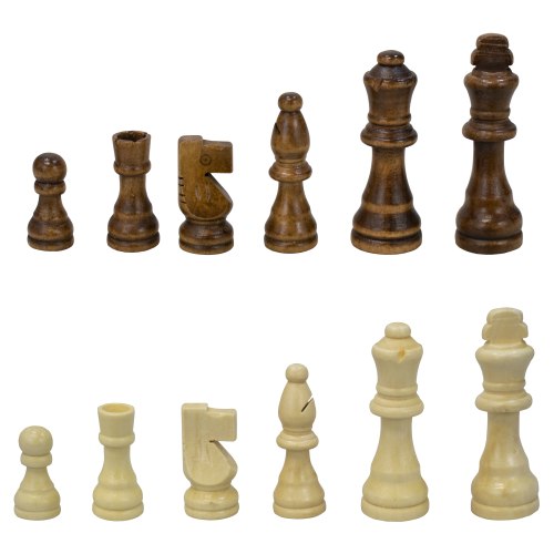 Шах с полиетиленово платно и дървени фигури, 40х40 см